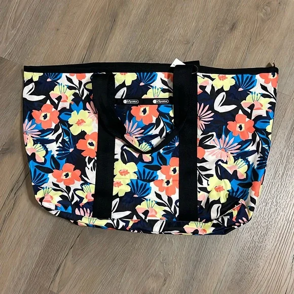 LeSportsac Alameda 3901 East/West Tote Bag and Pouch Set NWT - Picture 3 of 13